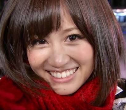 前田敦子、ランジェリー姿で大阪闊歩 色気漂う入浴シーン