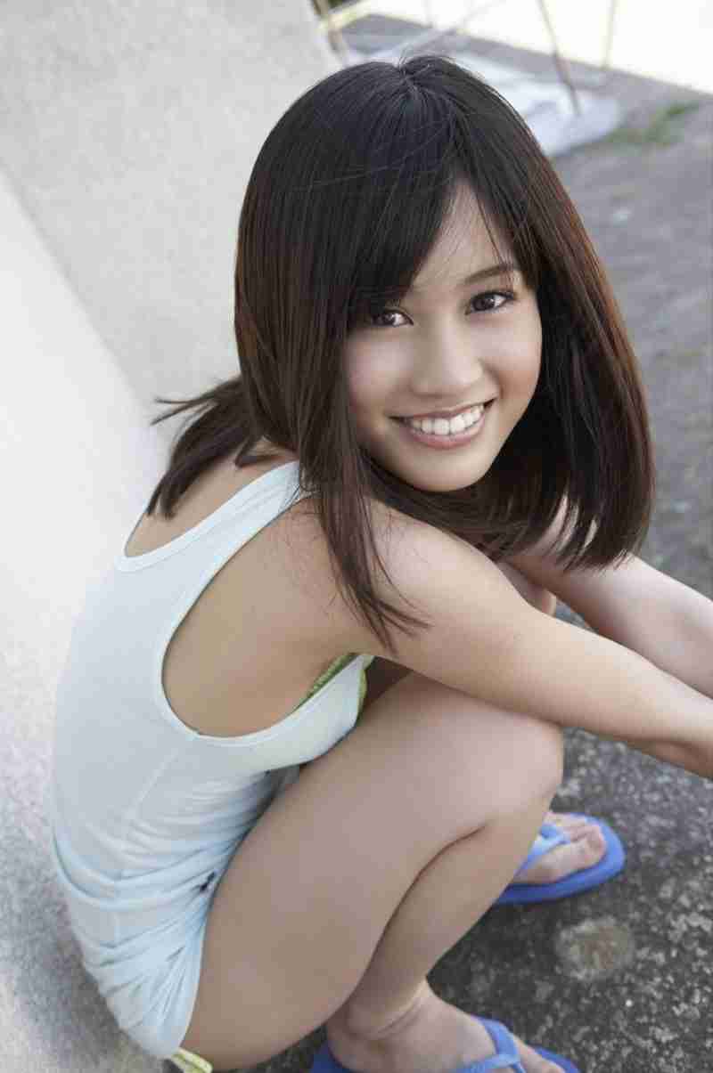 前田敦子、ランジェリー姿で大阪闊歩 色気漂う入浴シーン