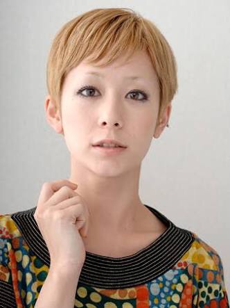 金髪が似合う日本の有名人の画像を貼るトピ