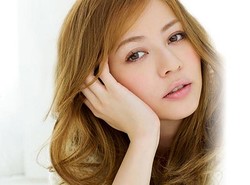金髪が似合う日本の有名人の画像を貼るトピ