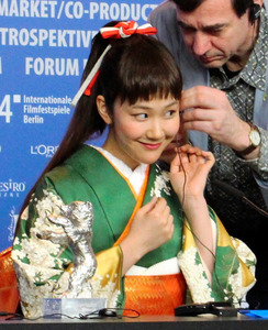黒木華、初写真集の売り上げは「389部」! 「連ドラ主演女優なのに……」とマスコミも絶句!?