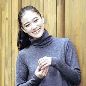 黒木華、初写真集でウエディングドレス披露「喜んでいただければ」