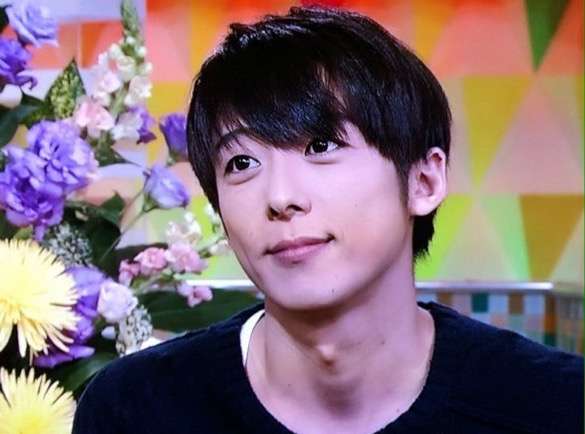 薄い顔の芸能人
