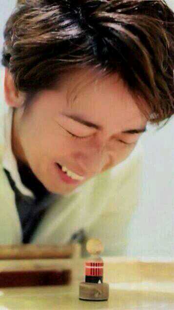 ジャニーズメンバーの笑顔の画像を貼るトピ