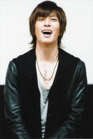 ジャニーズメンバーの笑顔の画像を貼るトピ