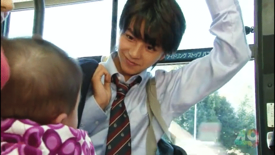 ジャニーズメンバーの笑顔の画像を貼るトピ