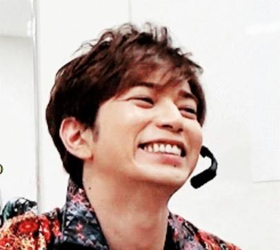 ジャニーズメンバーの笑顔の画像を貼るトピ