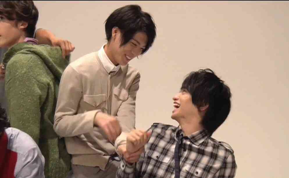 ジャニーズメンバーの笑顔の画像を貼るトピ