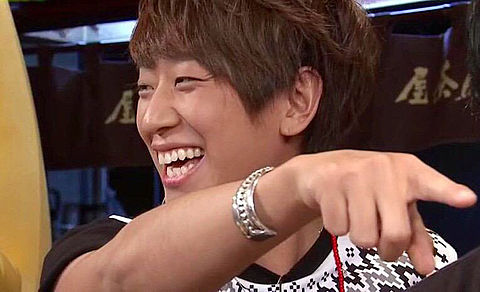 ジャニーズメンバーの笑顔の画像を貼るトピ