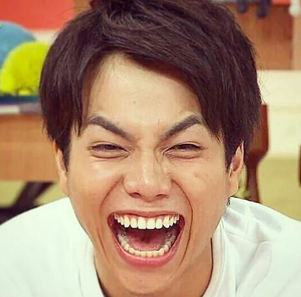 ジャニーズメンバーの笑顔の画像を貼るトピ