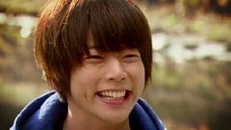 ジャニーズメンバーの笑顔の画像を貼るトピ