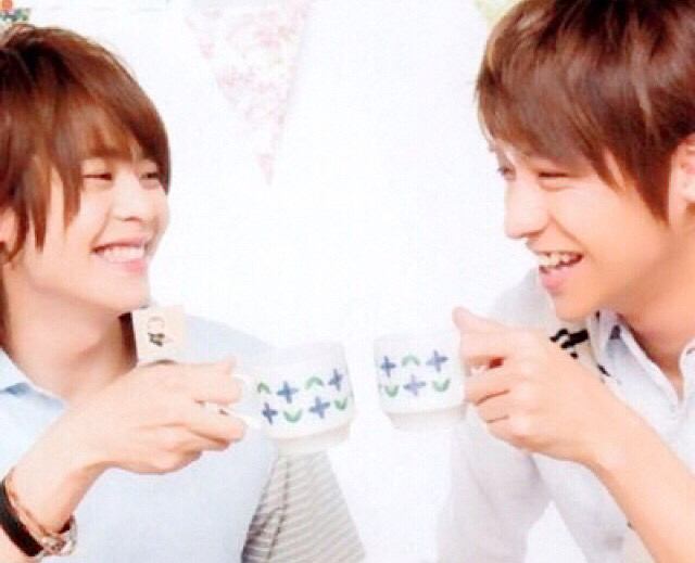 ジャニーズメンバーの笑顔の画像を貼るトピ