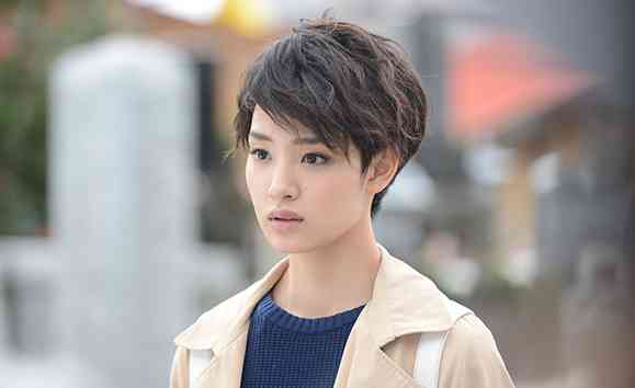「ショートカットが似合う芸能人10」3位波瑠より上の意外な1位って？