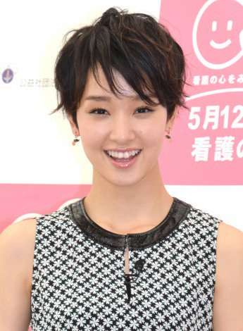「ショートカットが似合う芸能人10」3位波瑠より上の意外な1位って？
