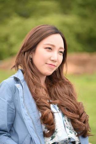ざわちん、浜崎あゆみCDジャケットを完コピ