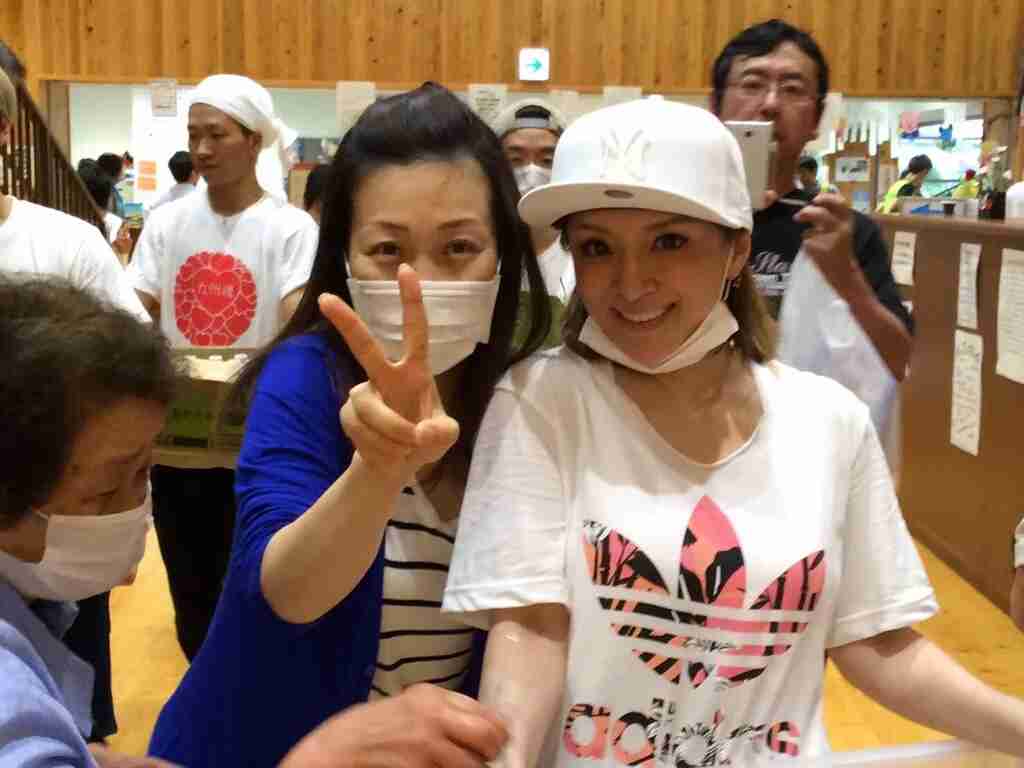 ざわちん、浜崎あゆみCDジャケットを完コピ