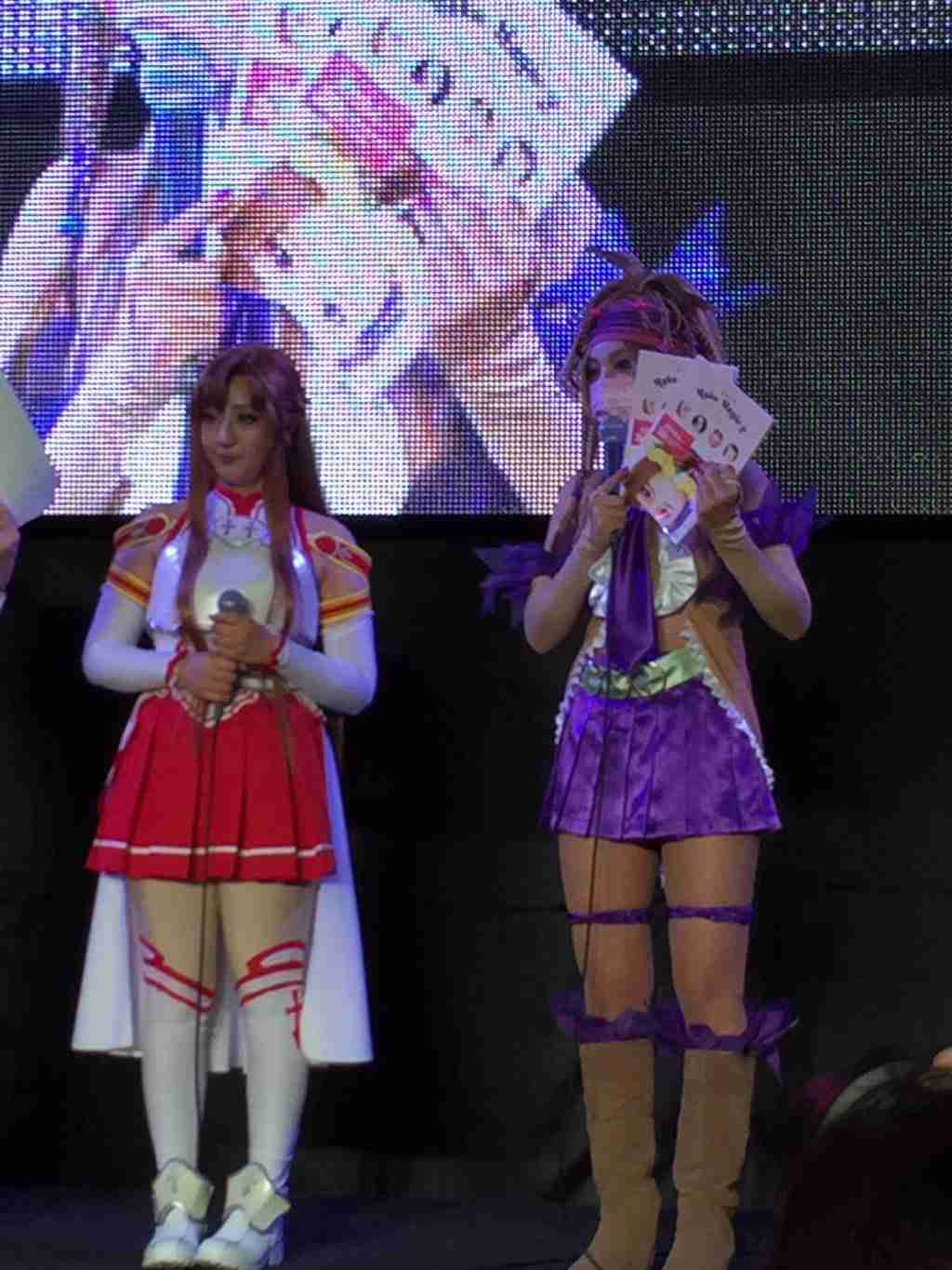 ざわちん、浜崎あゆみCDジャケットを完コピ
