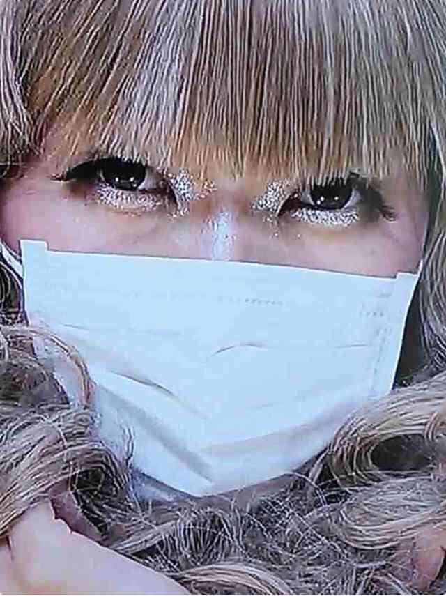 ざわちん、浜崎あゆみCDジャケットを完コピ