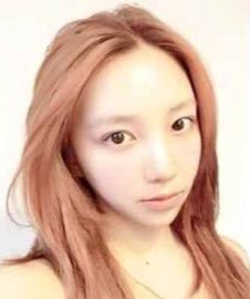 ざわちん、浜崎あゆみCDジャケットを完コピ