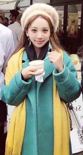 ざわちん、浜崎あゆみCDジャケットを完コピ