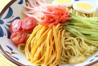 お昼ごはん、何食べてますか？
