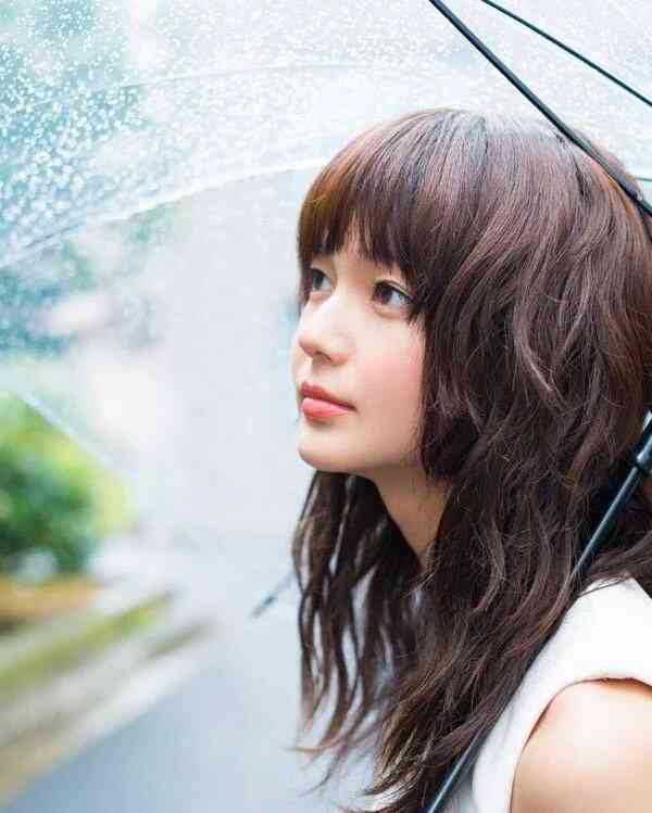 今時の顔じゃないけど魅力的な顔の女性芸能人