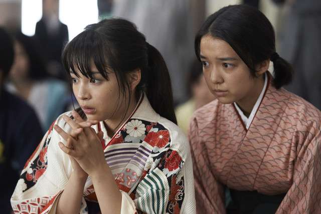 横顔が綺麗な芸能人の画像を貼るトピ