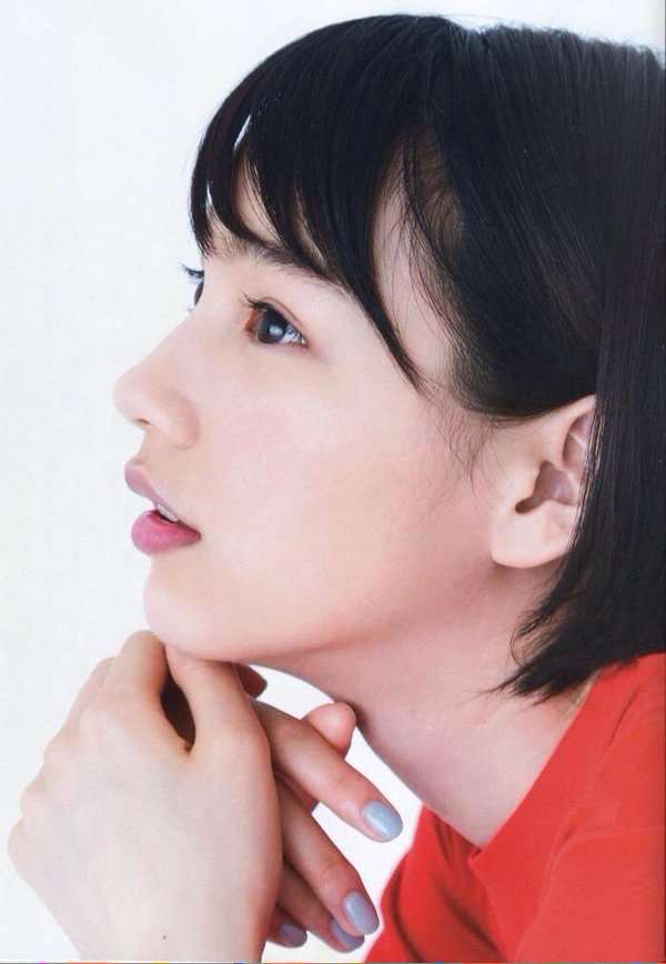 横顔が綺麗な芸能人の画像を貼るトピ