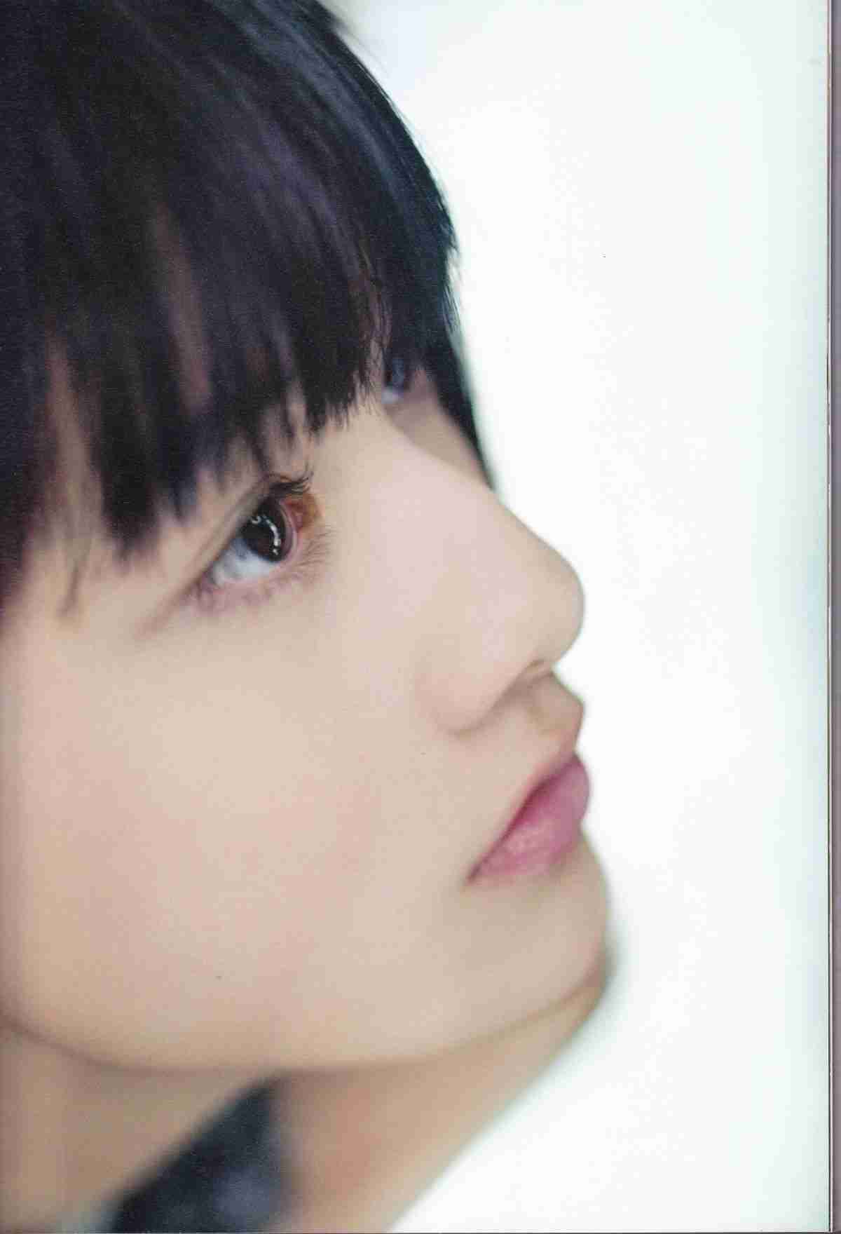 横顔が綺麗な芸能人の画像を貼るトピ