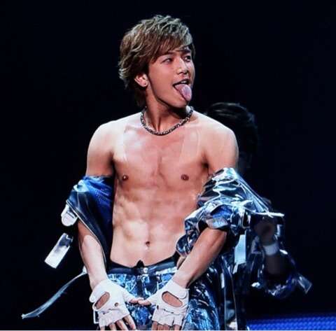 好きな男性アーティストは?