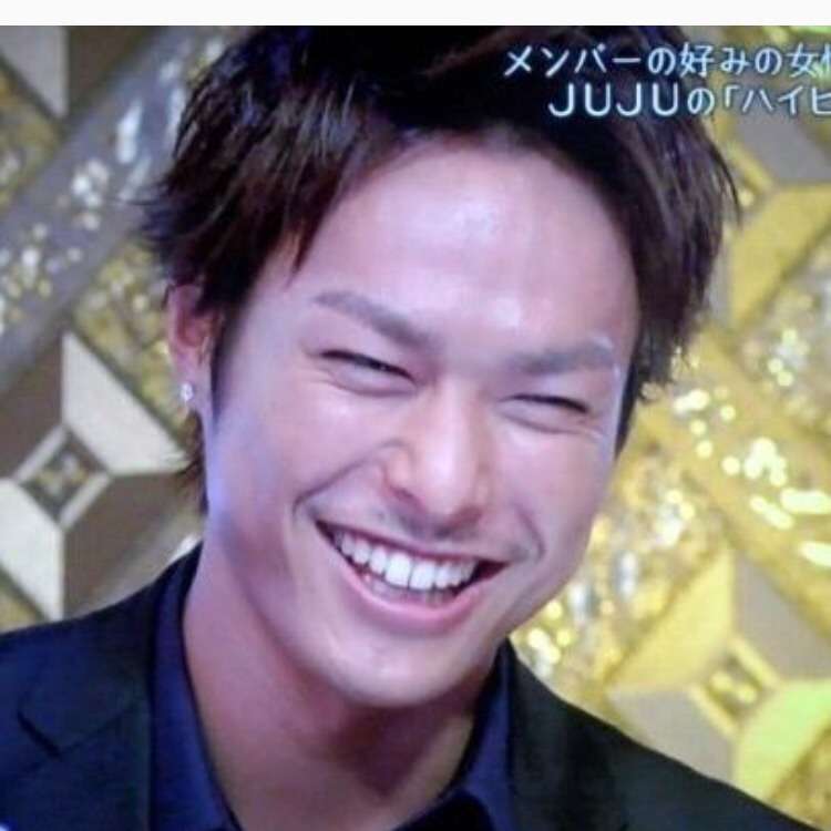 好きな男性アーティストは?