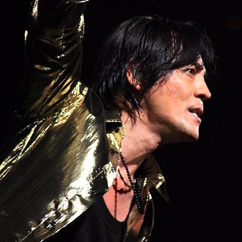 好きな男性アーティストは?