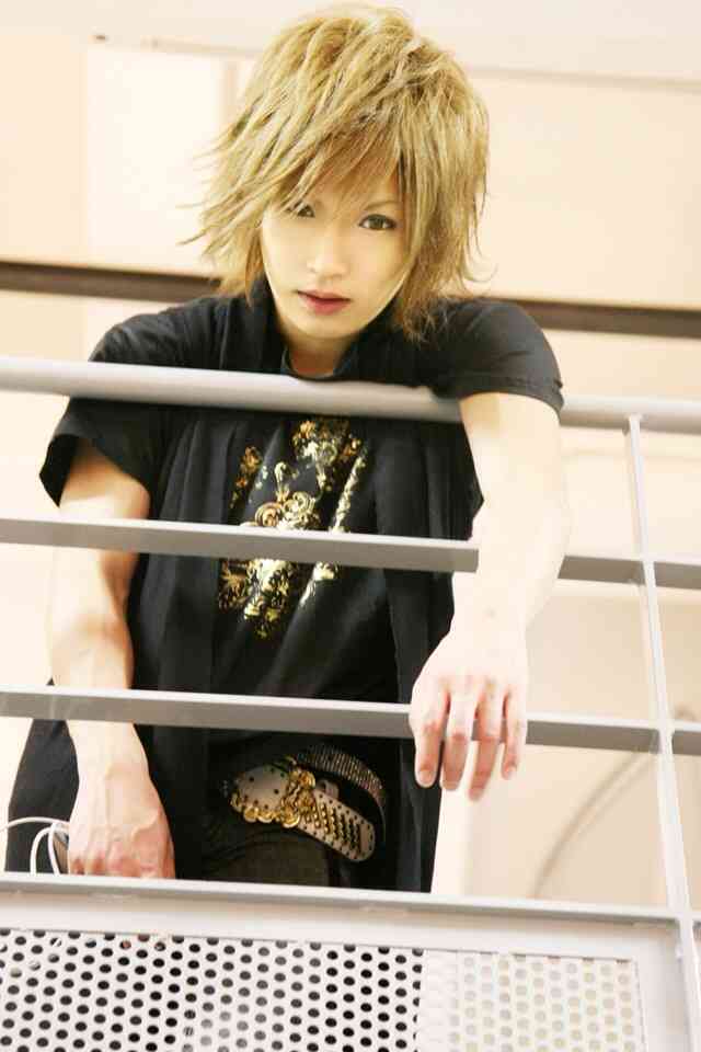 好きな男性アーティストは?