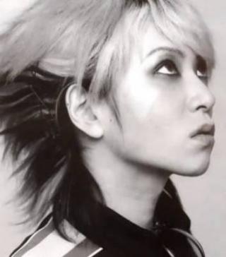 好きな男性アーティストは?