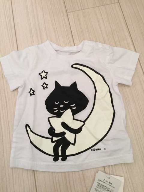 いま着ている服のサイズとブランドを教えてください