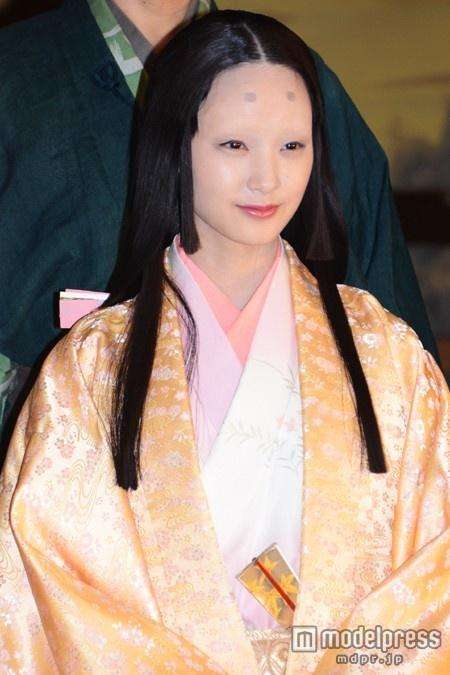 髪型で今のイメージと違って見える有名人画像