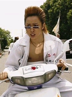 髪型で今のイメージと違って見える有名人画像