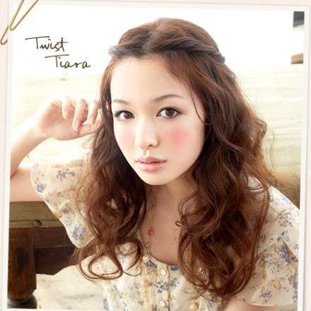 夏に便利なヘアアレンジ