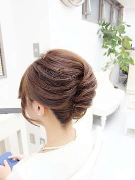 夏に便利なヘアアレンジ