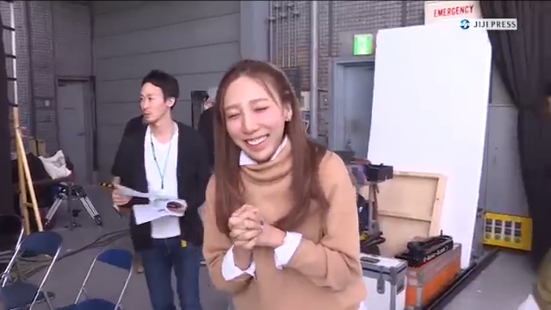ざわちん、「平愛梨」メイクを披露 自身の“アモーレ”は「いない…」