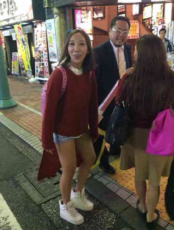 ざわちん、「平愛梨」メイクを披露 自身の“アモーレ”は「いない…」
