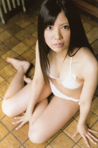 元AKB48・倉持明日香が強烈水着ショット  北原里英「マジかよ…」