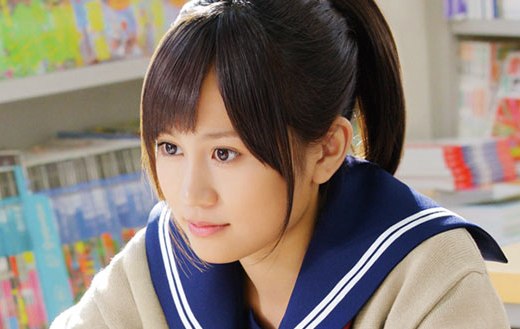 指原莉乃　前田敦子のジャケ写を真似るも「霊が映ってますよ！」