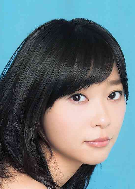 指原莉乃　前田敦子のジャケ写を真似るも「霊が映ってますよ！」