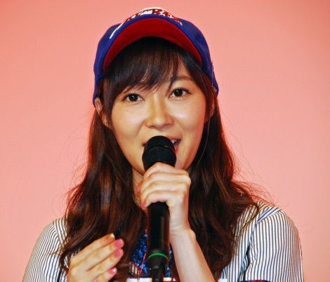 指原莉乃　前田敦子のジャケ写を真似るも「霊が映ってますよ！」