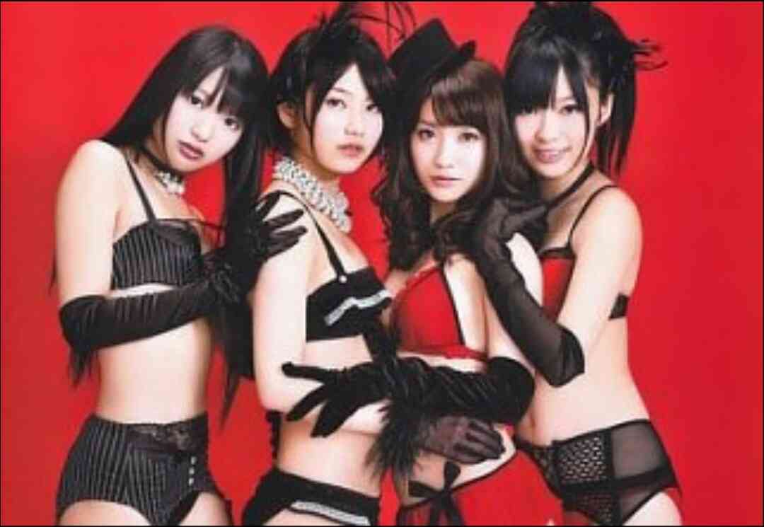 指原莉乃　前田敦子のジャケ写を真似るも「霊が映ってますよ！」
