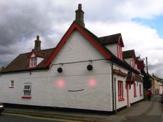 顔に見えちゃう画像（心霊モノは除く）