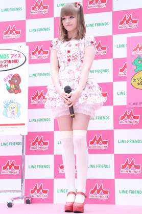 ワンピース姿の芸能人の画像を貼るトピ