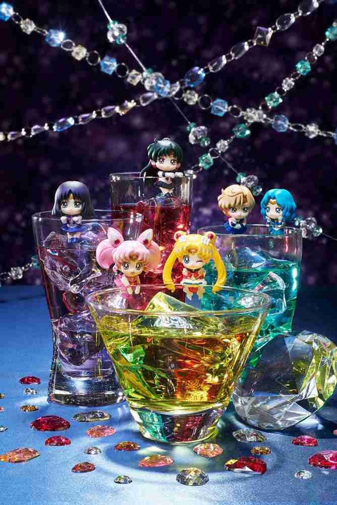 冷たい飲み物の画像を貼って涼みましょう