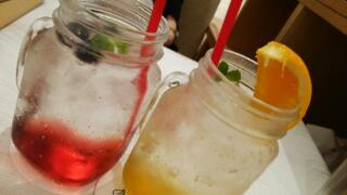 冷たい飲み物の画像を貼って涼みましょう